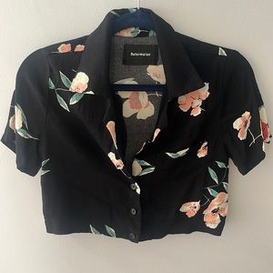 Reformation cropped button down black and floral